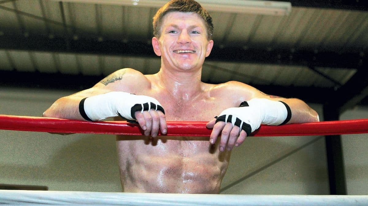 Ricky Hatton 'nearly broke my ribs with final hug' reveals mum