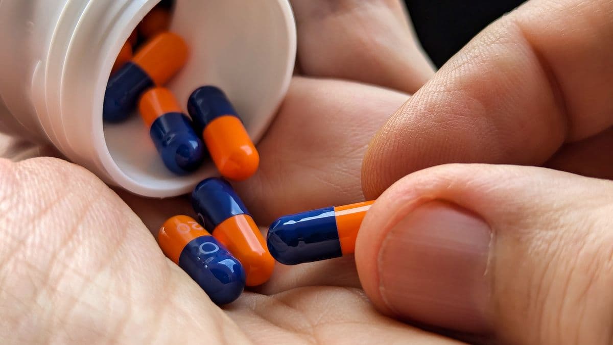 Cardiologist warning to anyone taking Omeprazole, ibuprofen, diclofenac and naproxen