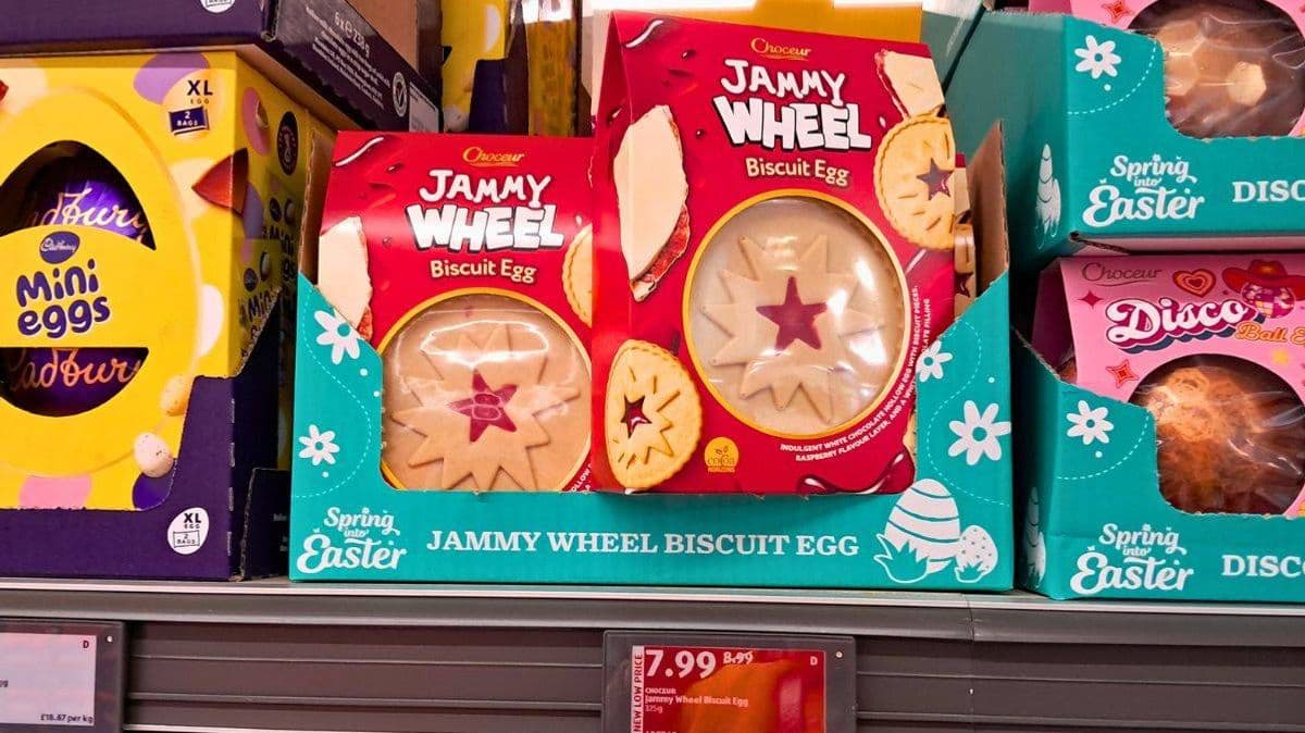 I tried Aldi's viral Jammy Wheel Easter egg for under £8 — only one word describes it
