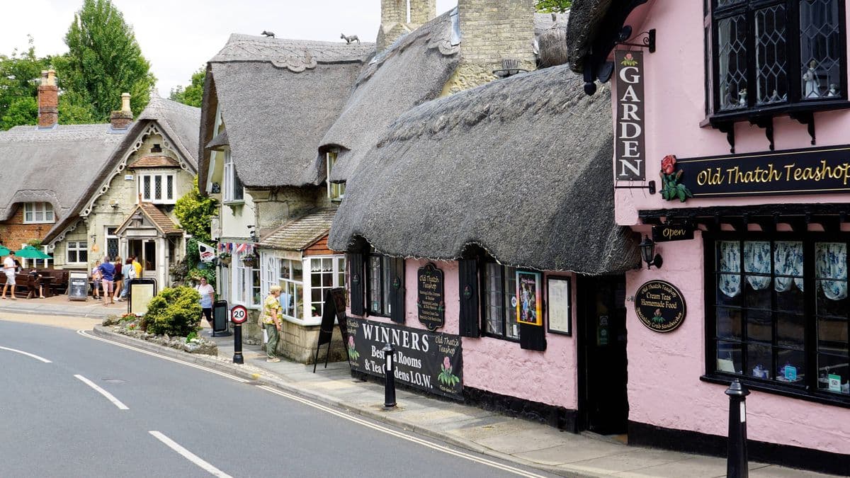 Discover the Charming Town of Shanklin, a Fairytale Getaway