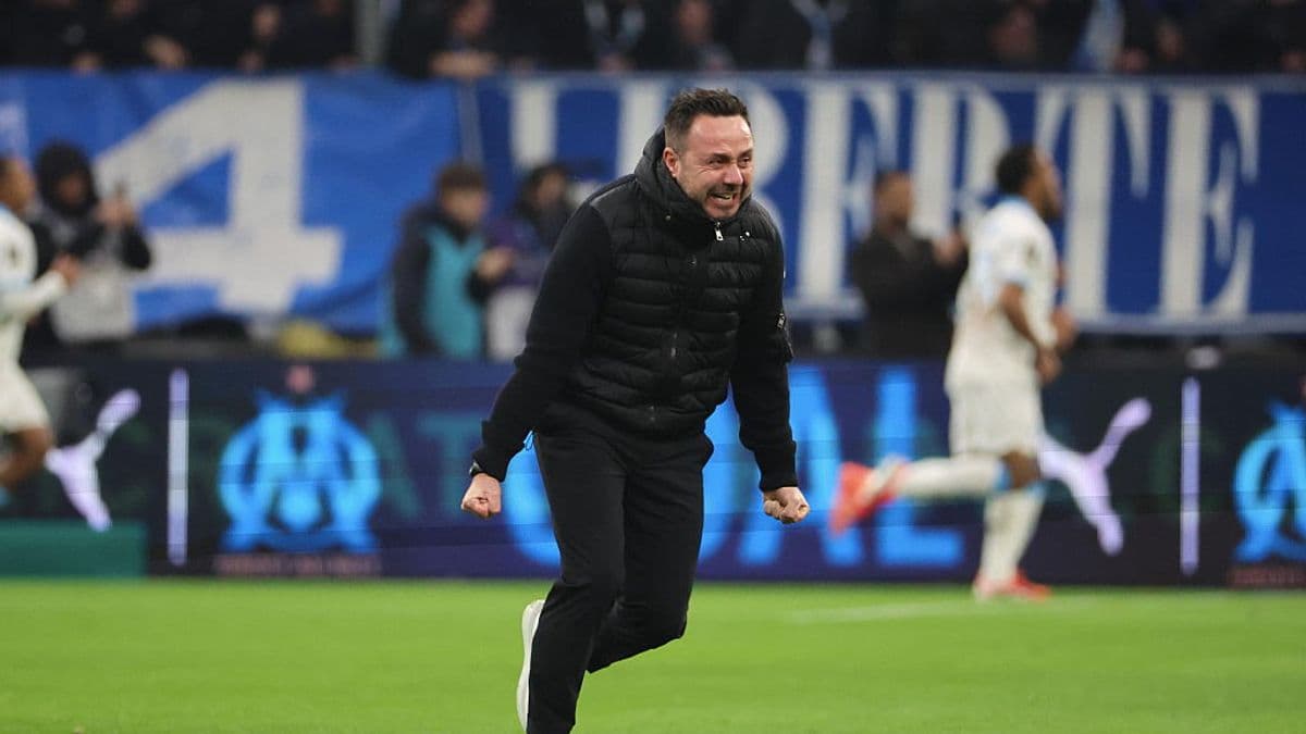 Tottenham Offers Roberto De Zerbi a Five-Year Deal in a Bid to Avoid Relegation