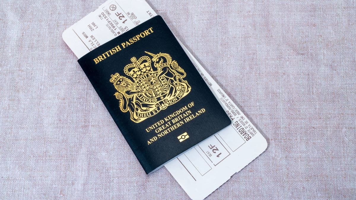 Travel Expert Warns of Passport Mistake That Could Cost Brits £160