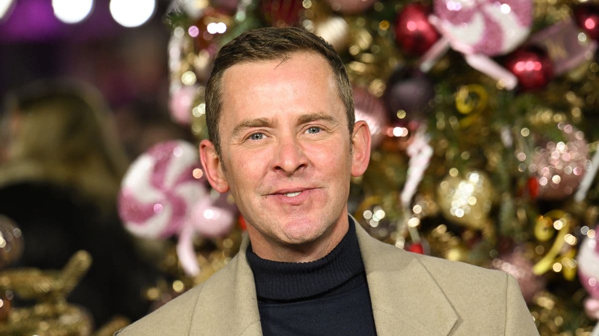Scott Mills Bridge Plaque Removed After DJ's Sacking