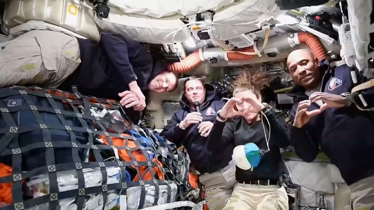 NASA Artemis Crew Gets Warning on Moon Mission