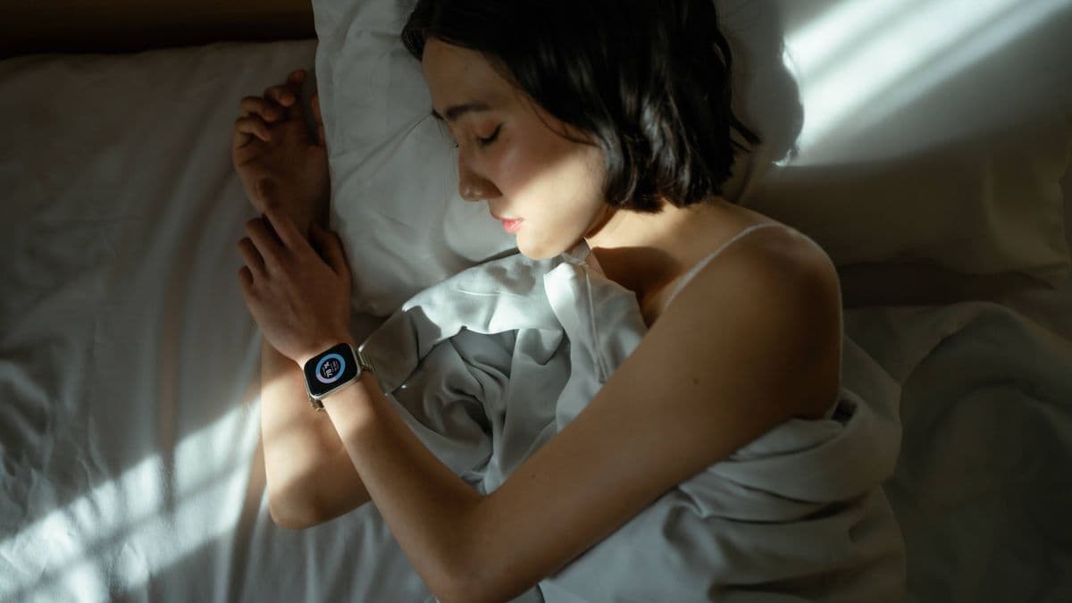 Insomnia Expert's Easy Tip to Stop Waking Up at 3am