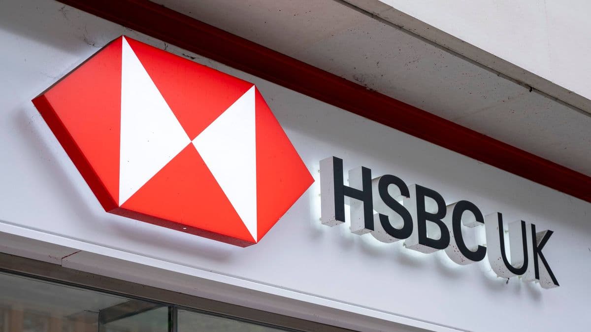 HSBC Increases Free Cash Offer to £500