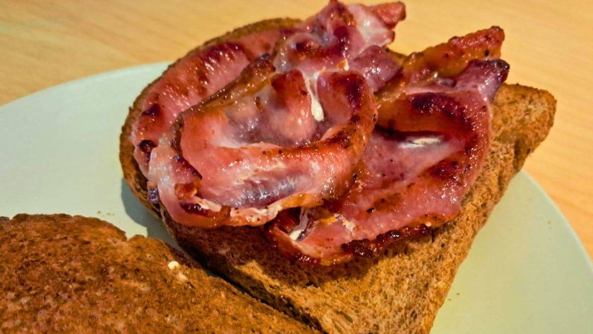 Bacon Tastes Better Without Oil