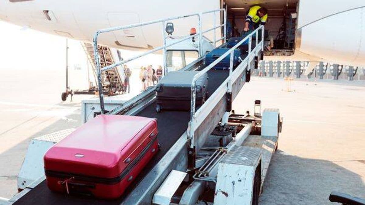 Flight Tip to Get Your Suitcase Off the Baggage Carousel First