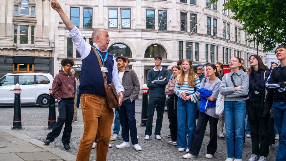 A London Tour Guide Talks About American Tourists' Food Choices