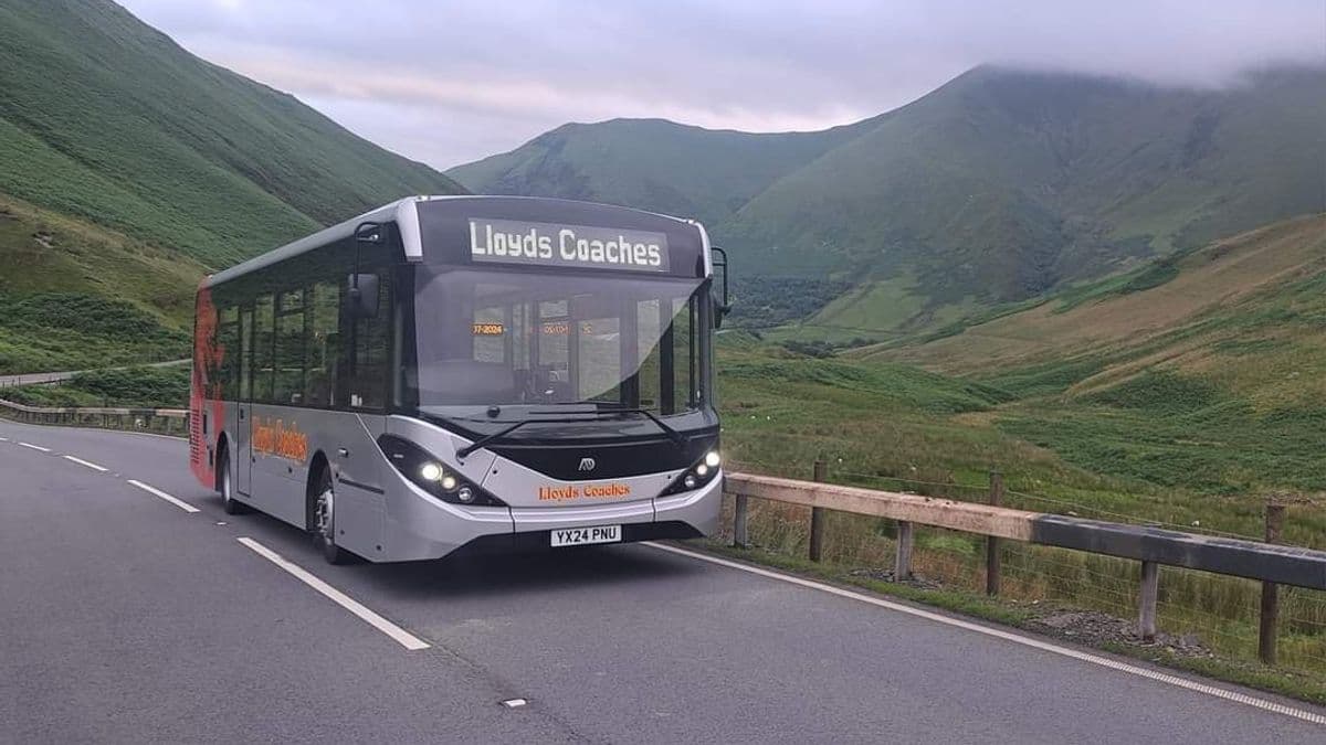 World's First 250-Mile Wetherspoons Pub Crawl Sells Out, Gets Second Coach