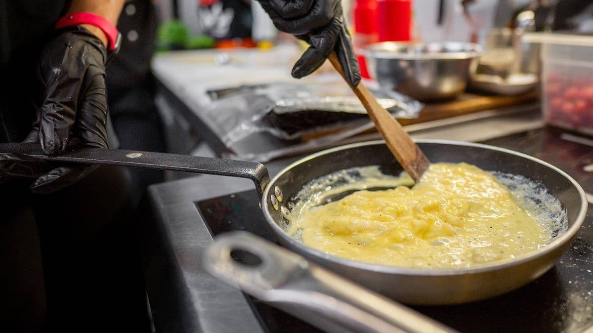 Easy Scrambled Eggs Need Just One Extra Ingredient