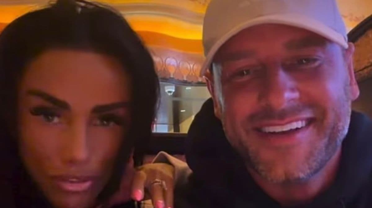 Katie Price's friends worry about her marriage after Lee Andrews missed a TV show