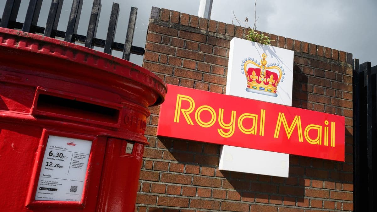 Royal Mail Has Delivery Problems in 16 UK Areas