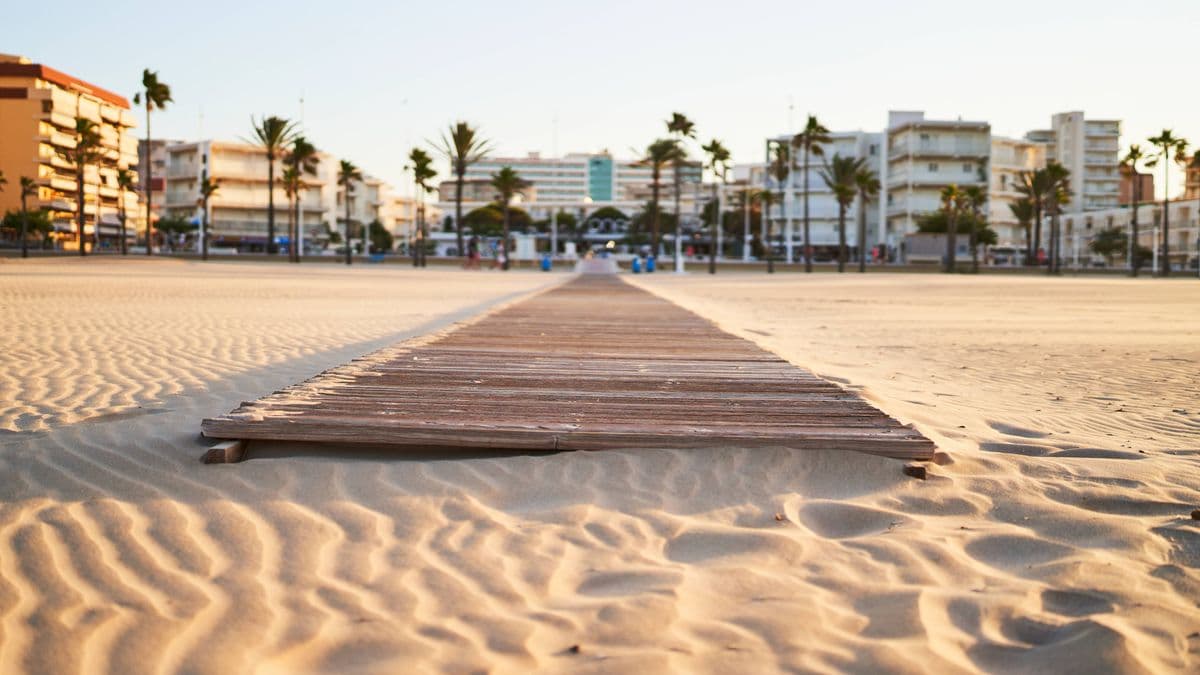 UK Travelers to Spain Need Extra Documents