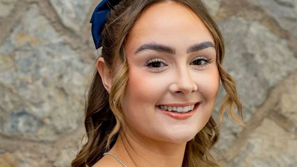 Beauty Queen Dies in Car Accident