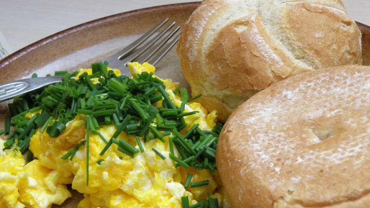 Gordon Ramsay's Secret to Creamy Scrambled Eggs