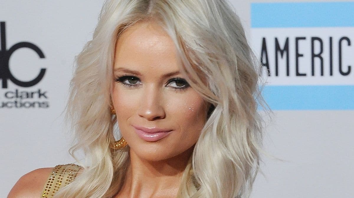 Pussycat Dolls Star Pays Tribute to Lauren Bennett