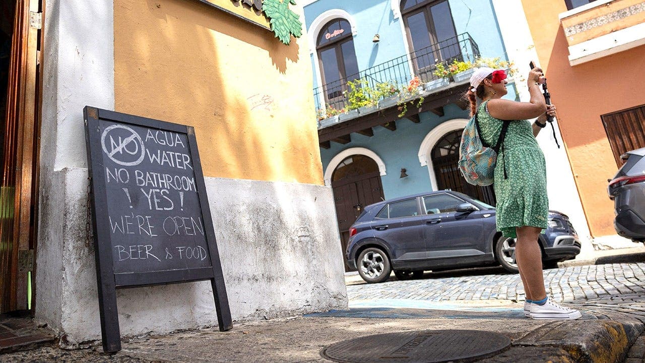 Caribbean Island Faces Water Crisis, Affects Tourists
