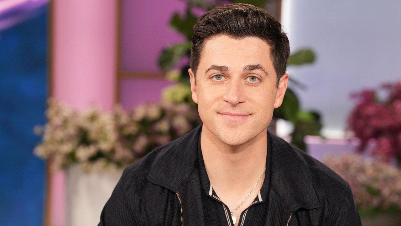 Former Disney Star David Henrie Talks About His New Life