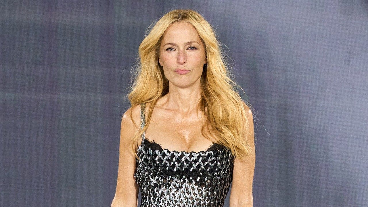 Gillian Anderson Talks About Parenting Regrets