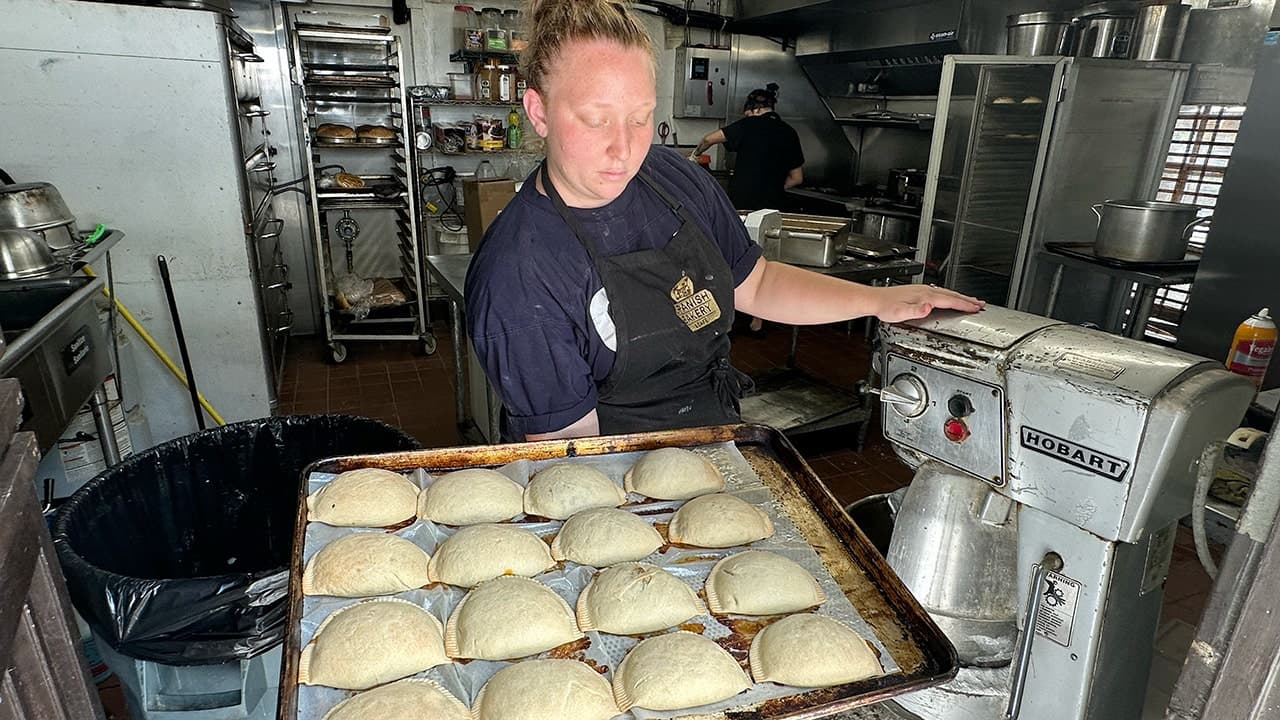 Historic Bakery’s Hand‑Made Empanadas Go Viral